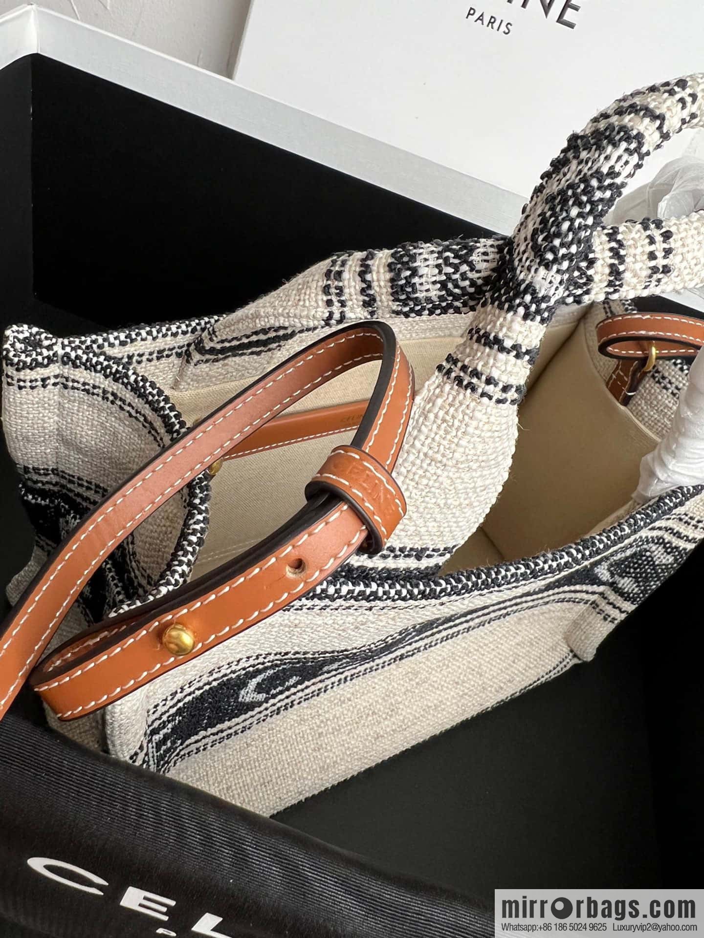 CELIN-E 23s Summer | CABAS THAIS S Arc de Triomphe printed fabric cow leather (fabric) handbag Model: 199162