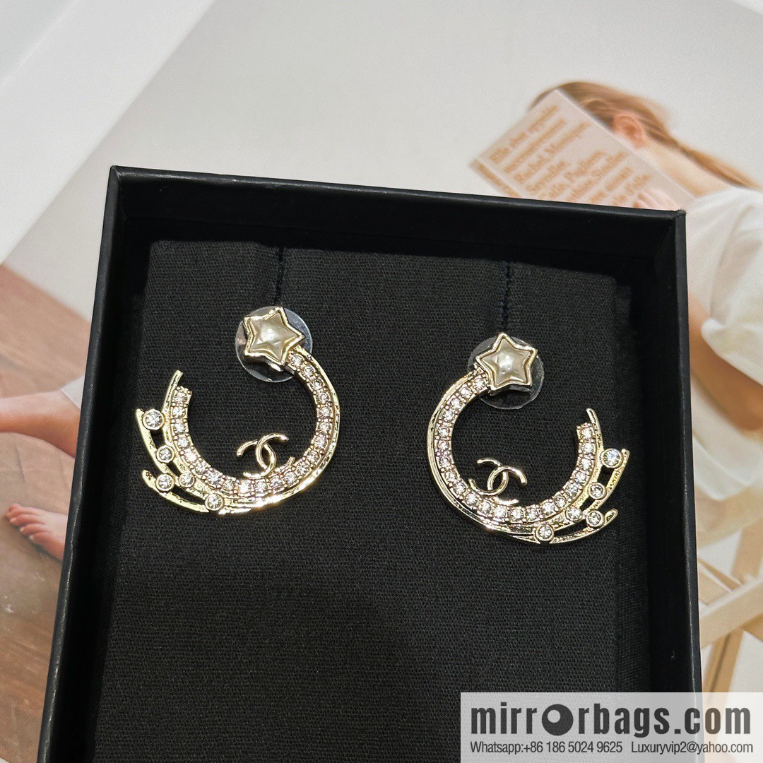 ☀️New ☑️ Chanel double C pentagram ⭐ star stud earrings ☀️