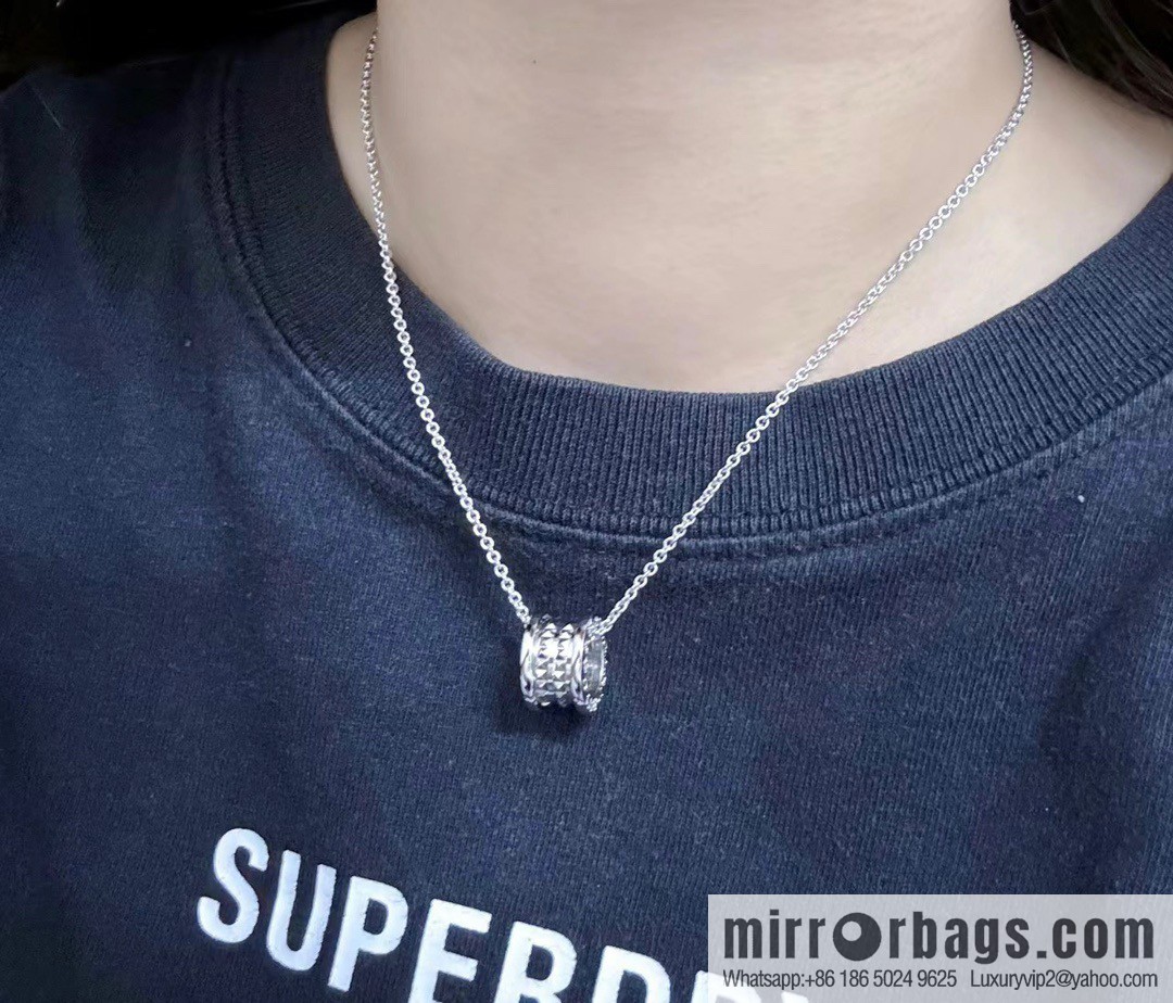 ☀BVLGARI Bulgari Charity Little Red Man Willow Necklace  ☀