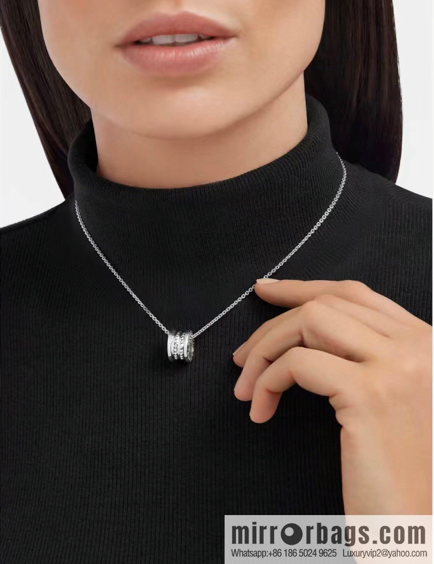 ☀BVLGARI Bulgari Charity Little Red Man Willow Necklace  ☀