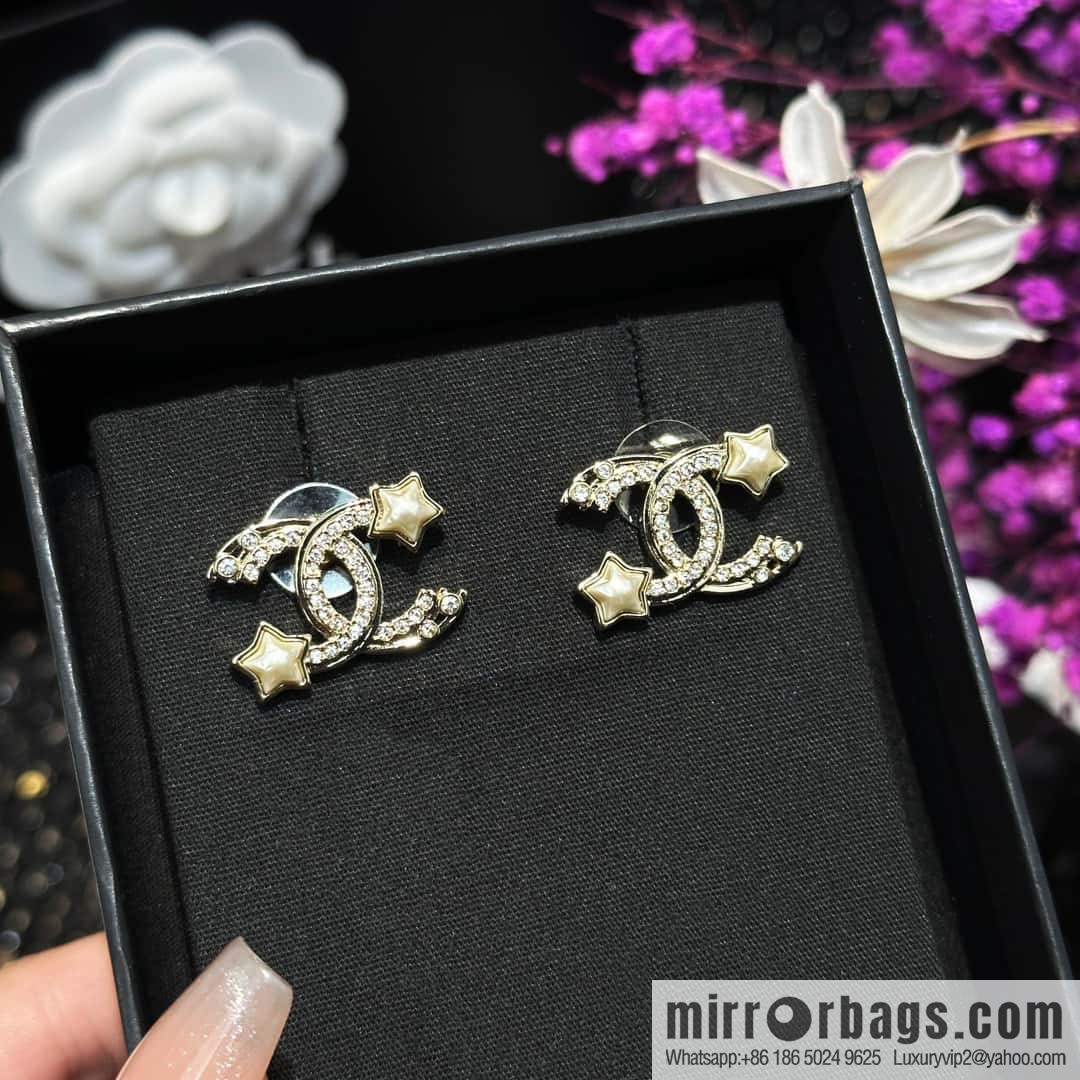 ☀️New ☑️ Chanel double C pentagram ⭐ star stud earrings ☀️