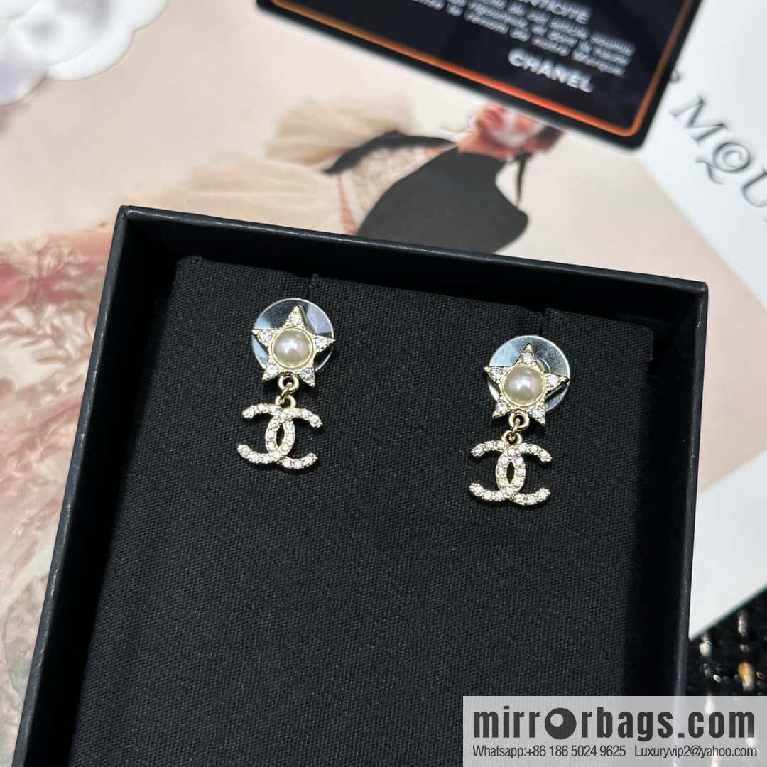 ☀️New ☑️ Chanel c2 double C pentagram ⭐ star stud earrings ☀️