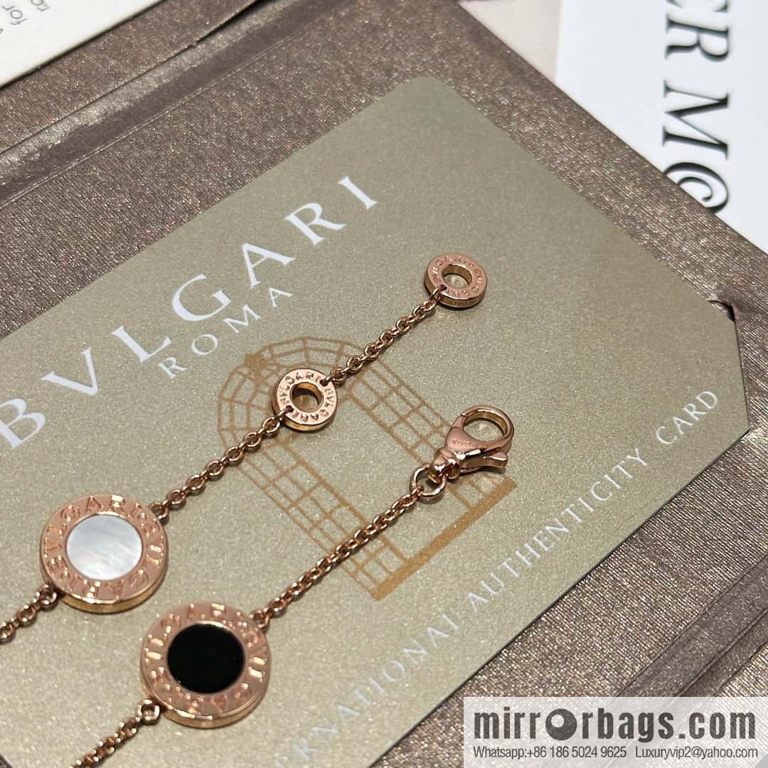 ☀BVLGARI Bulgari round cake four flower bracelet ☀️ rose gold white fritillary, black agate ☀️ can fit 15-19cm hand circumference