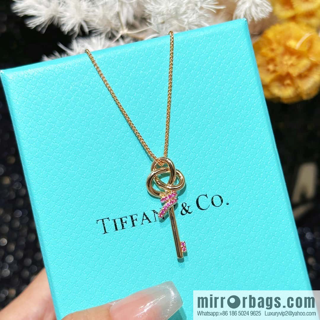 ❗️New ❗️ New ☑️ TIFFANY & Co. Woven Pink Diamond Key Necklace