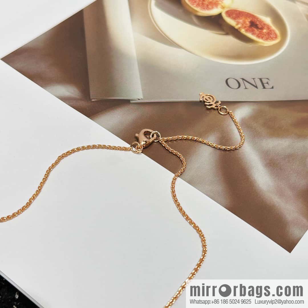 ❗️New ❗️ New ☑️ TIFFANY & Co. Woven Pink Diamond Key Necklace