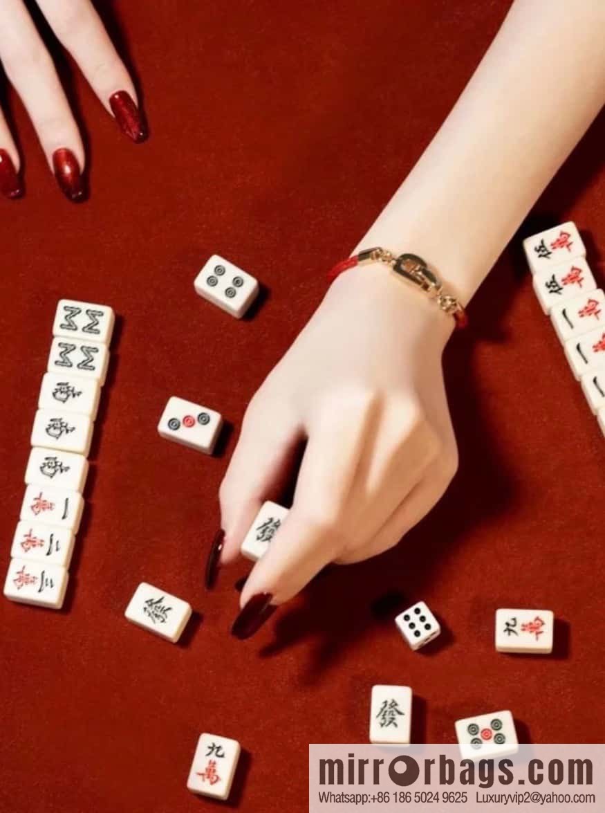❗️New ❗️ [Style] DIOR Dior Gold CD LOCK Red Rope Bracelet Hand Rope