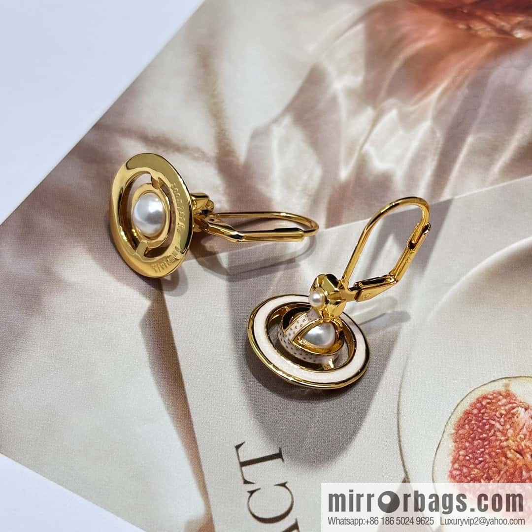 ❗️New ❗️ Original order y New ☑️ Vivienne Westwood Queen Mother Saturn stud earrings