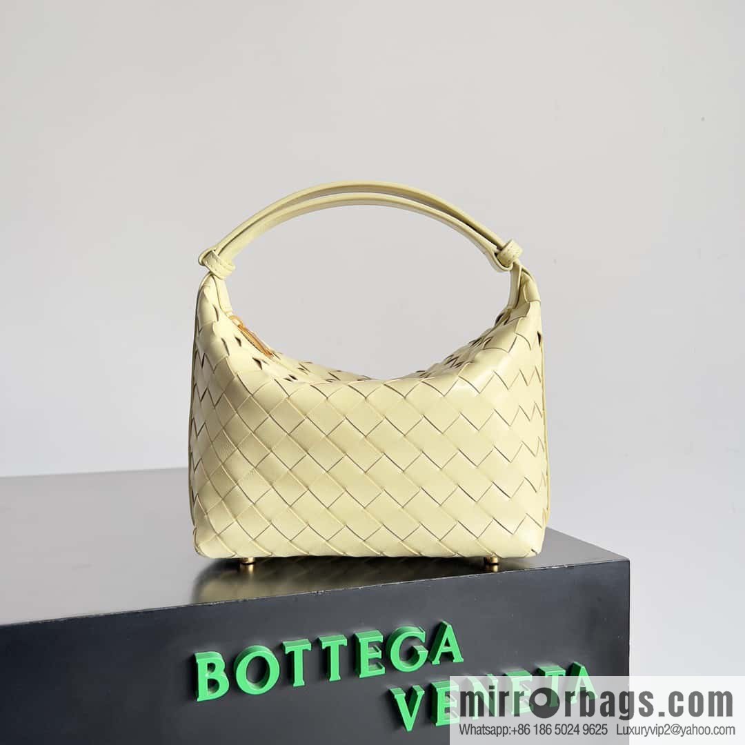 BvWallace Shoulder Bento Bag, Model 754443 intrecciato woven bag, ice cream color