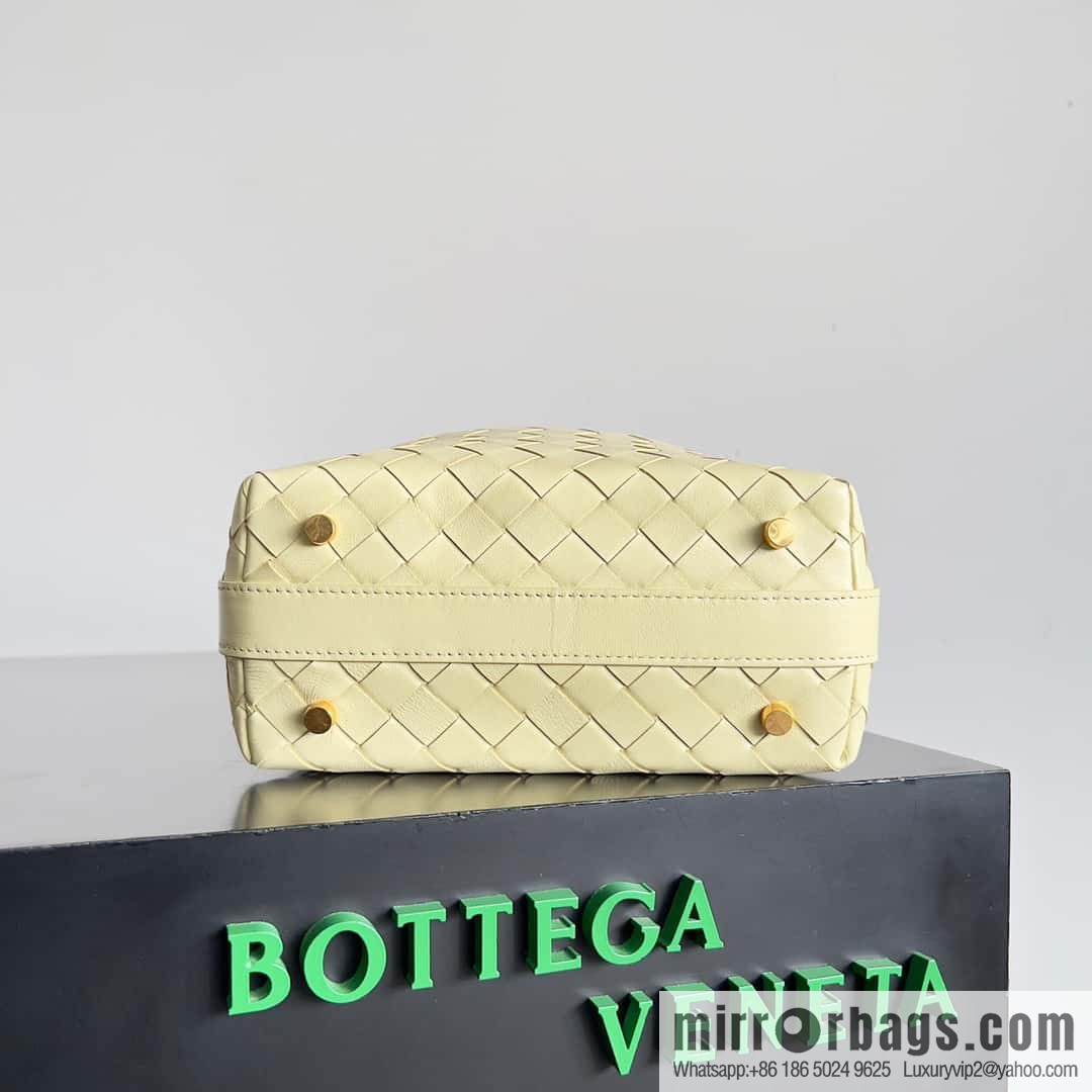 BvWallace Shoulder Bento Bag, Model 754443 intrecciato woven bag, ice cream color