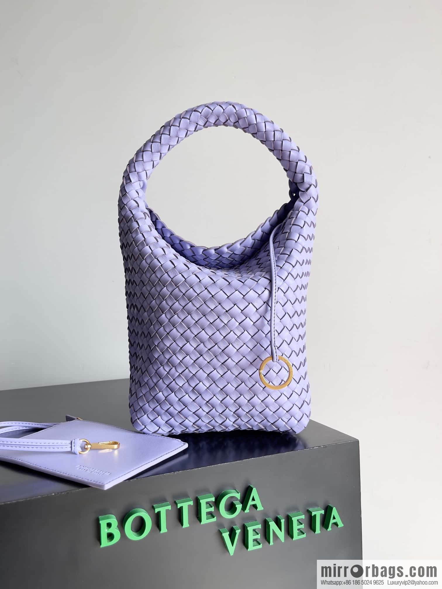 BV Cabat Bucket bucket bag model number: 753172 crystal purple