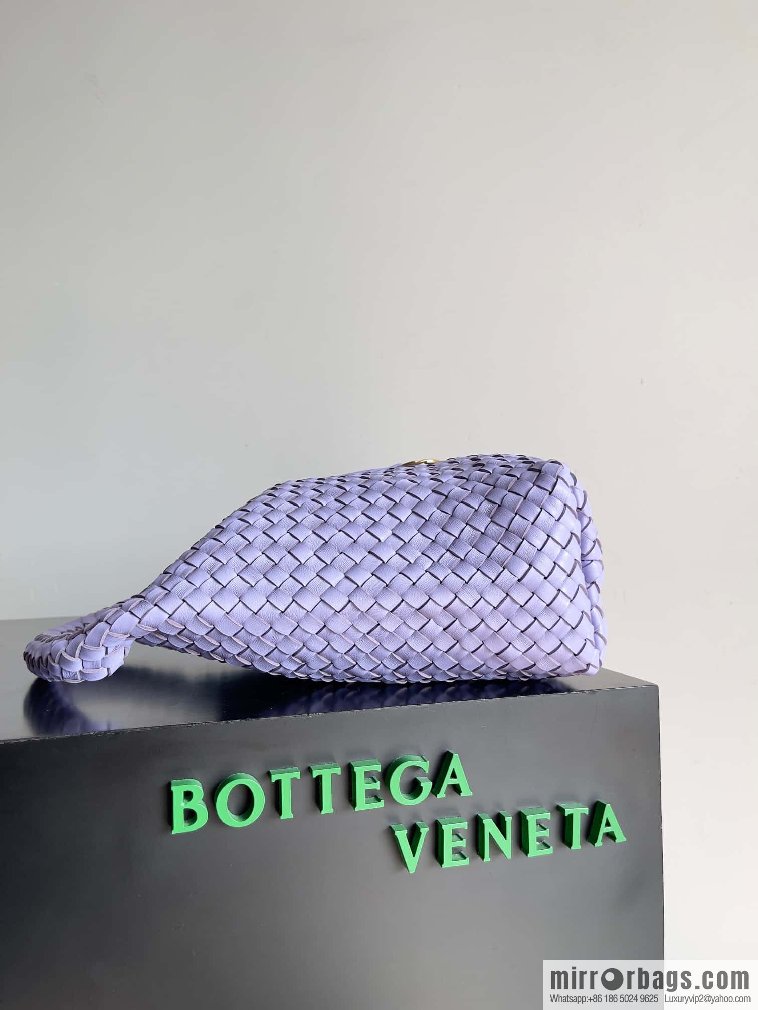 BV Cabat Bucket bucket bag model number: 753172 crystal purple