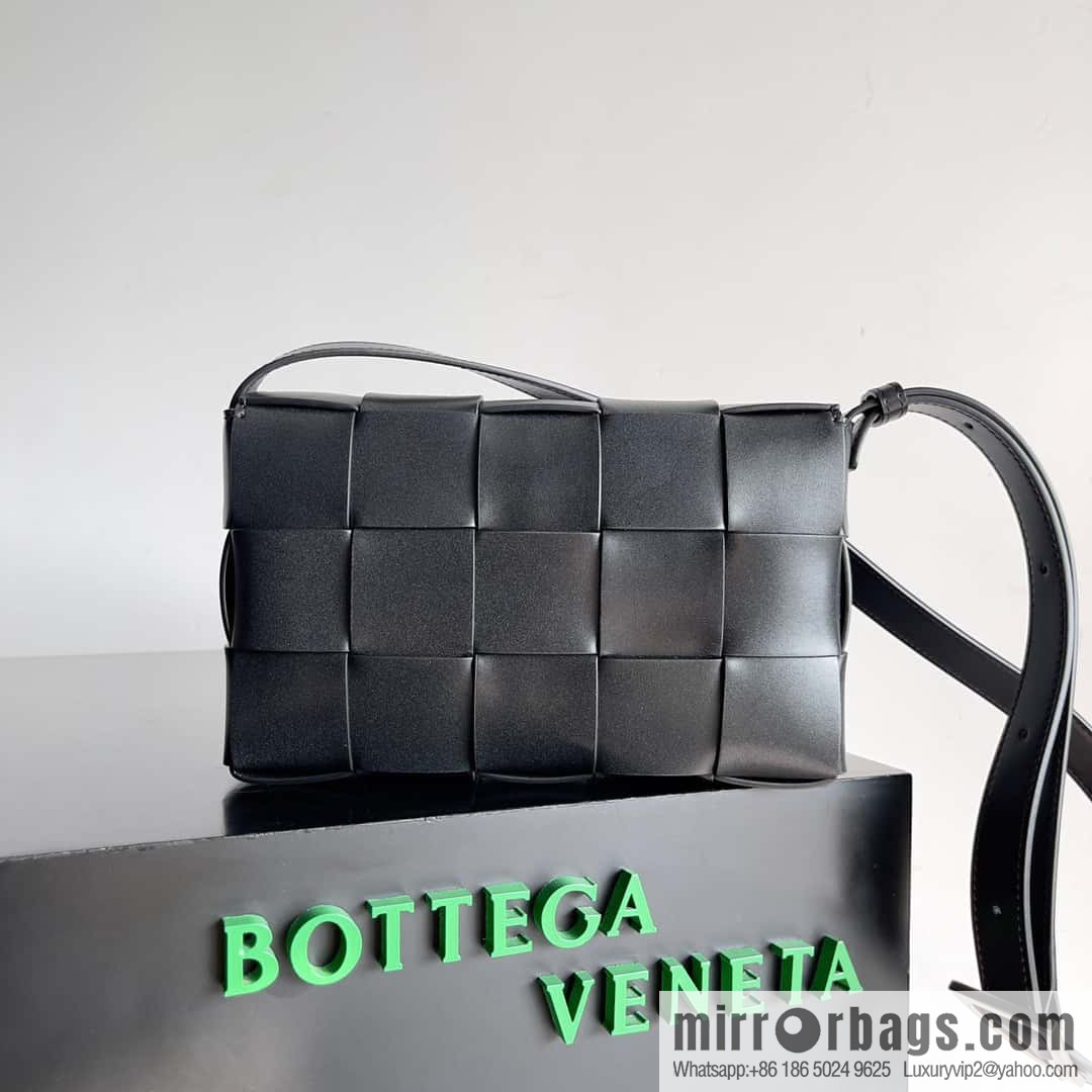 BV | Qixi Festival new color matching CASSETTE China exclusive limited edition model: 708768 black