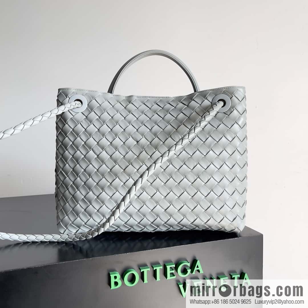 BV Bottega Veneta2023 New Andiamo woven handbag, medium, model number: 743572 agate gray