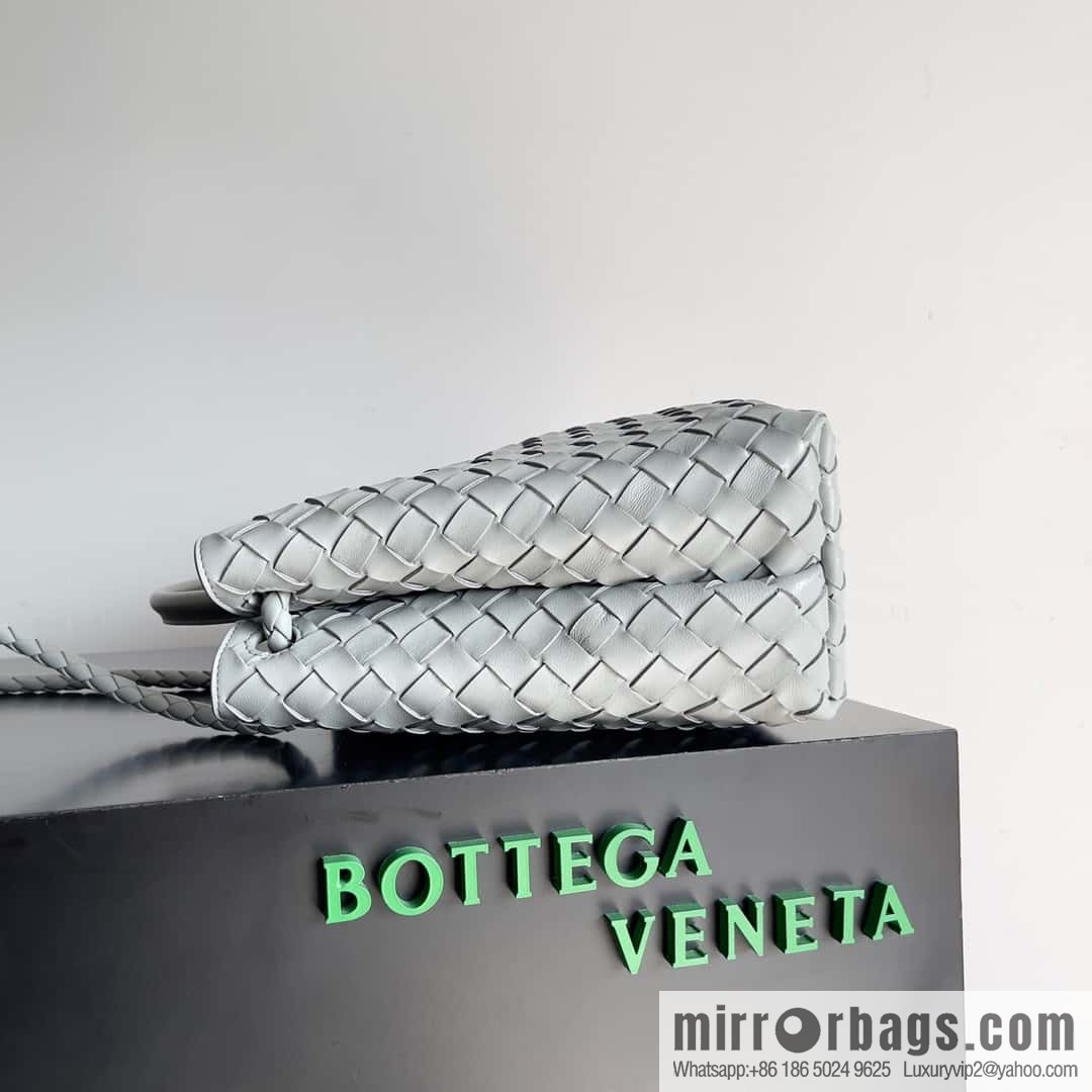 BV Bottega Veneta2023 New Andiamo woven handbag, medium, model number: 743572 agate gray