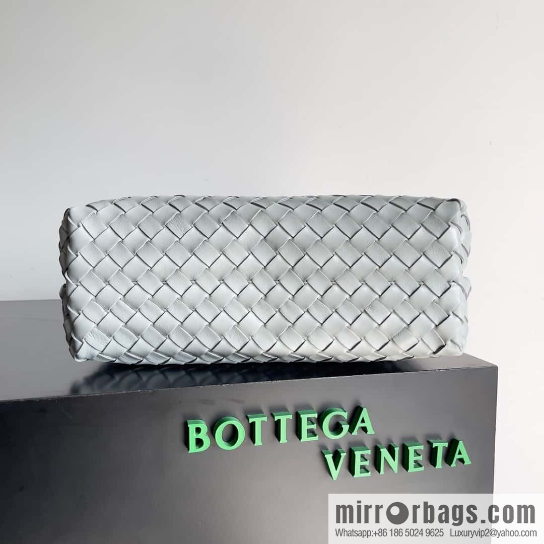 BV Bottega Veneta2023 New Andiamo woven handbag, medium, model number: 743572 agate gray