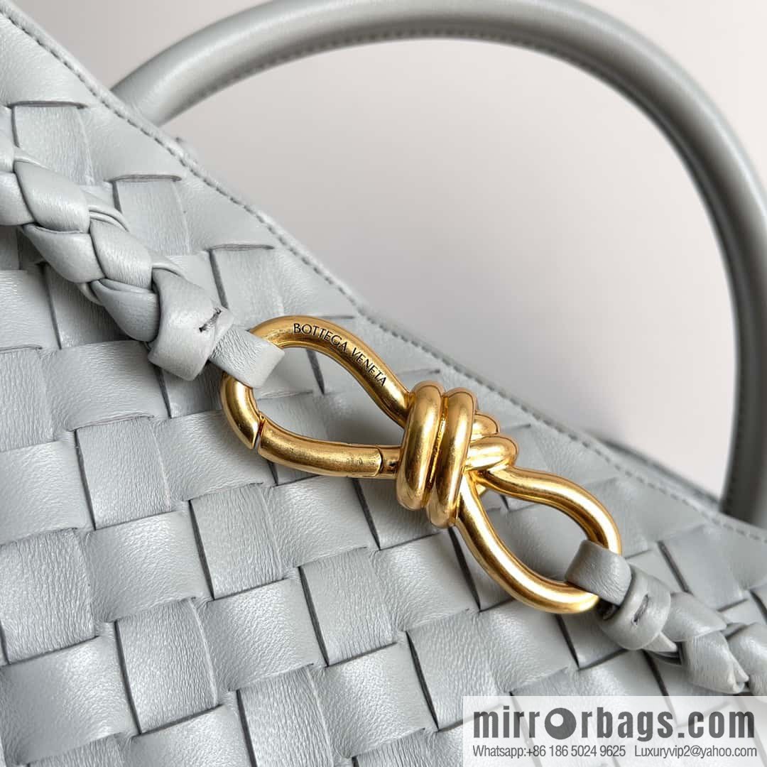 BV Bottega Veneta2023 New Andiamo woven handbag, medium, model number: 743572 agate gray