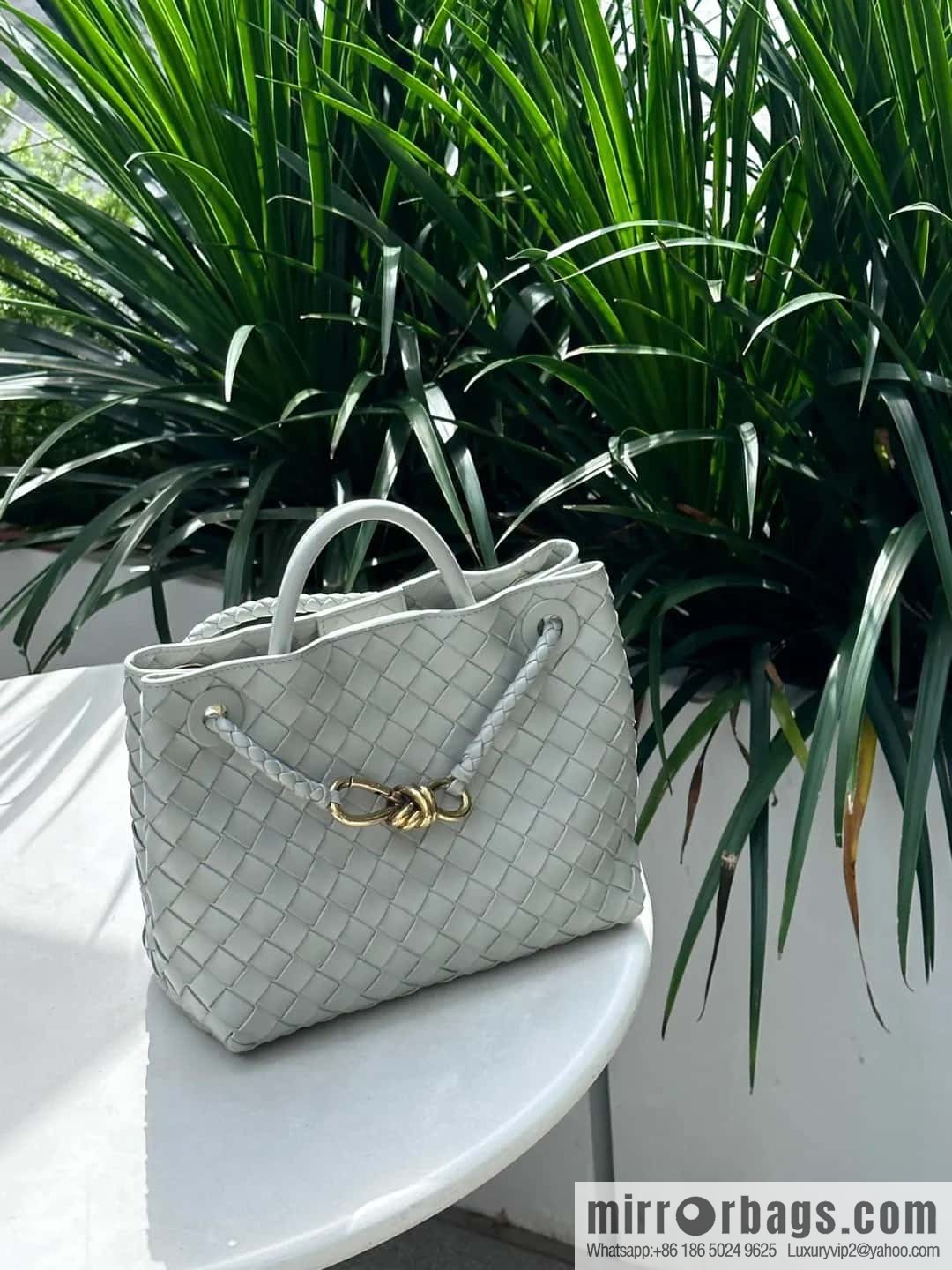 BV Bottega Veneta2023 New Andiamo woven handbag, medium, model number: 743572 agate gray