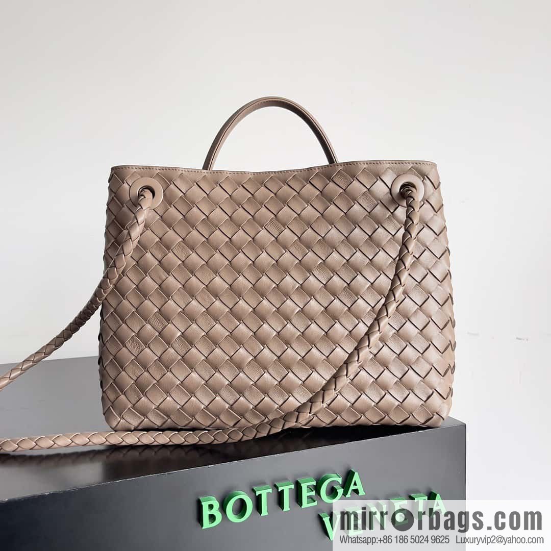 BV Bottega Veneta2023 new Andiamo woven handbag, medium, model number: 743572 khaki