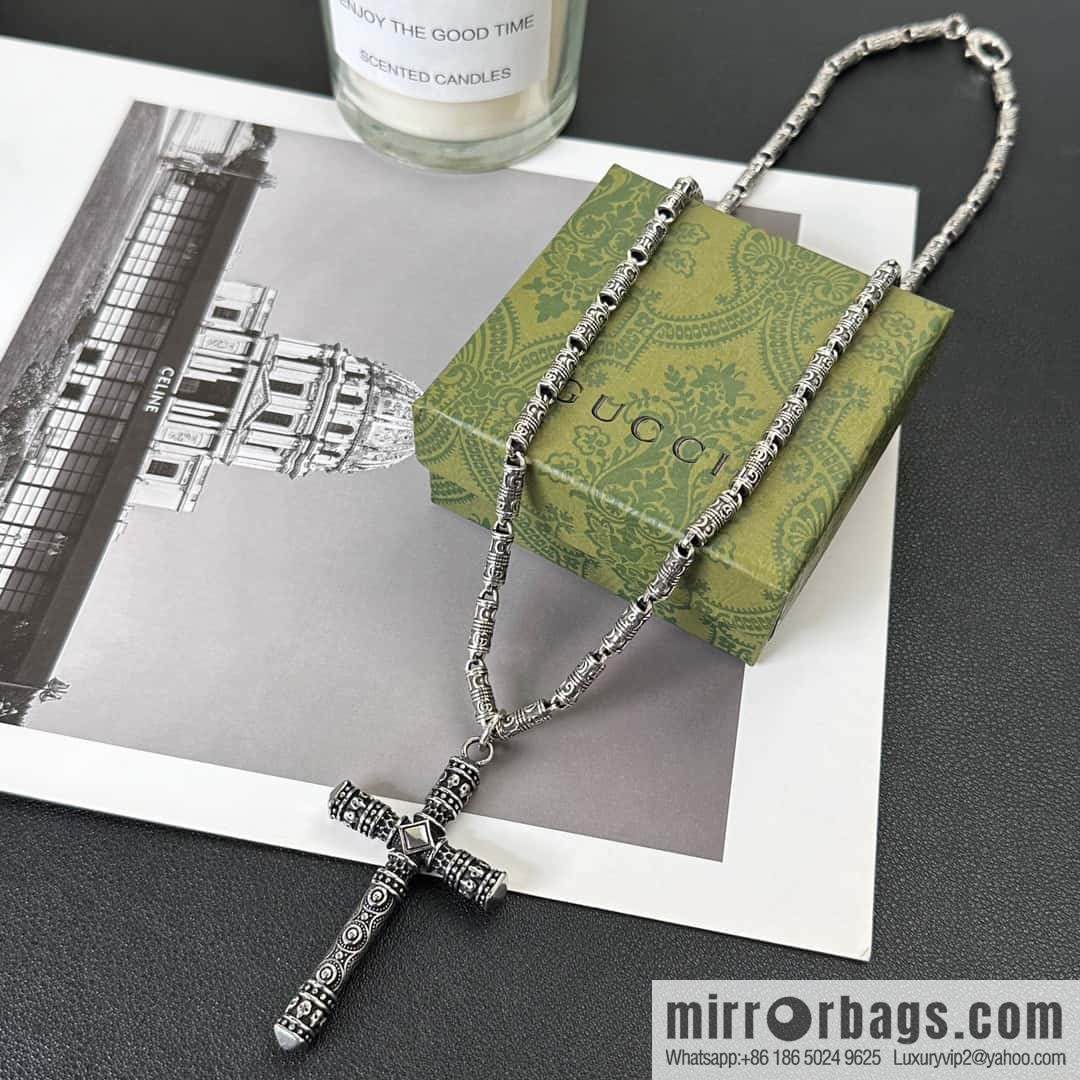 ❗️New ❗️ ☀ New Gucci cross necklace ☀