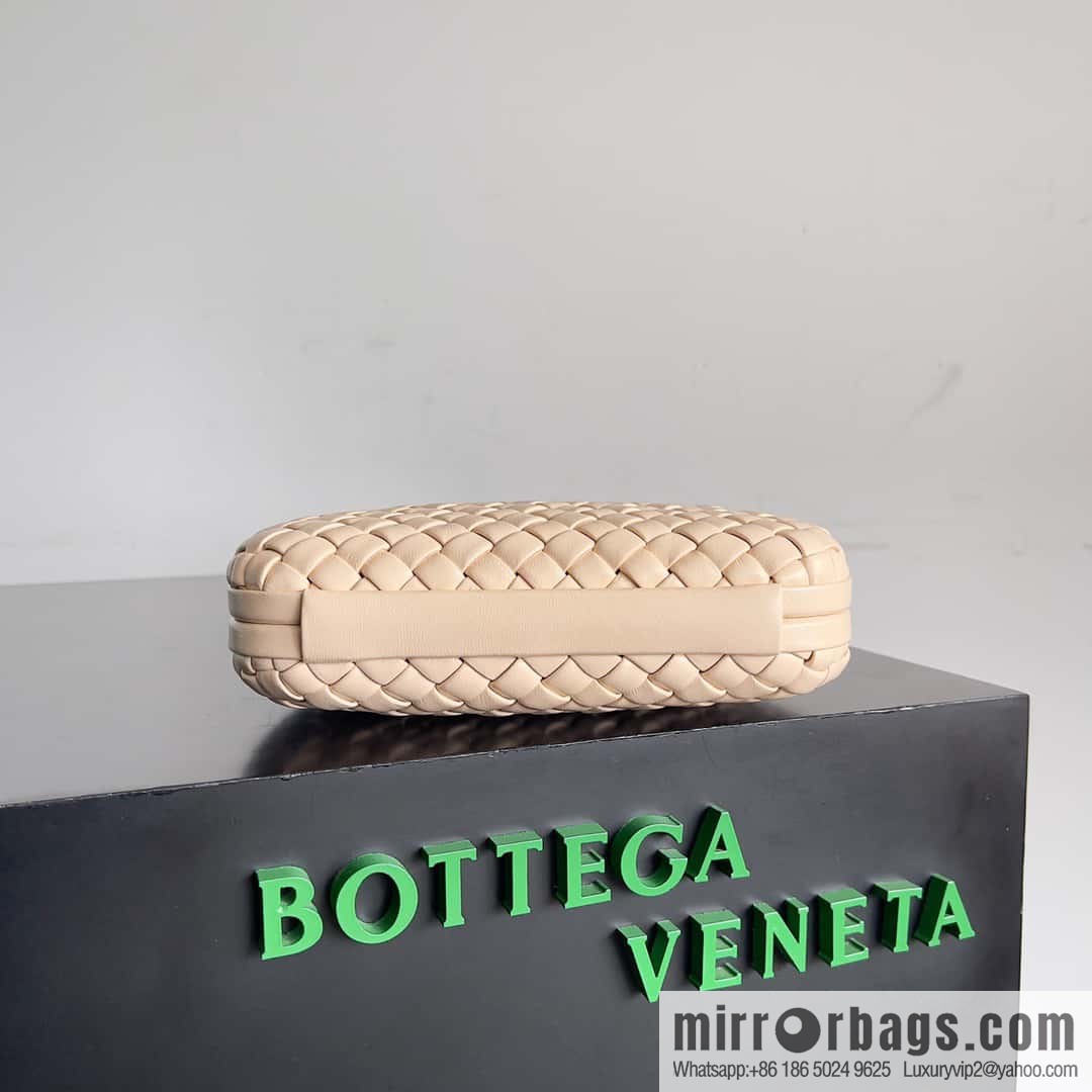 Bottega Veneta BV Knot | minaudiere: 717622 Melon Color
