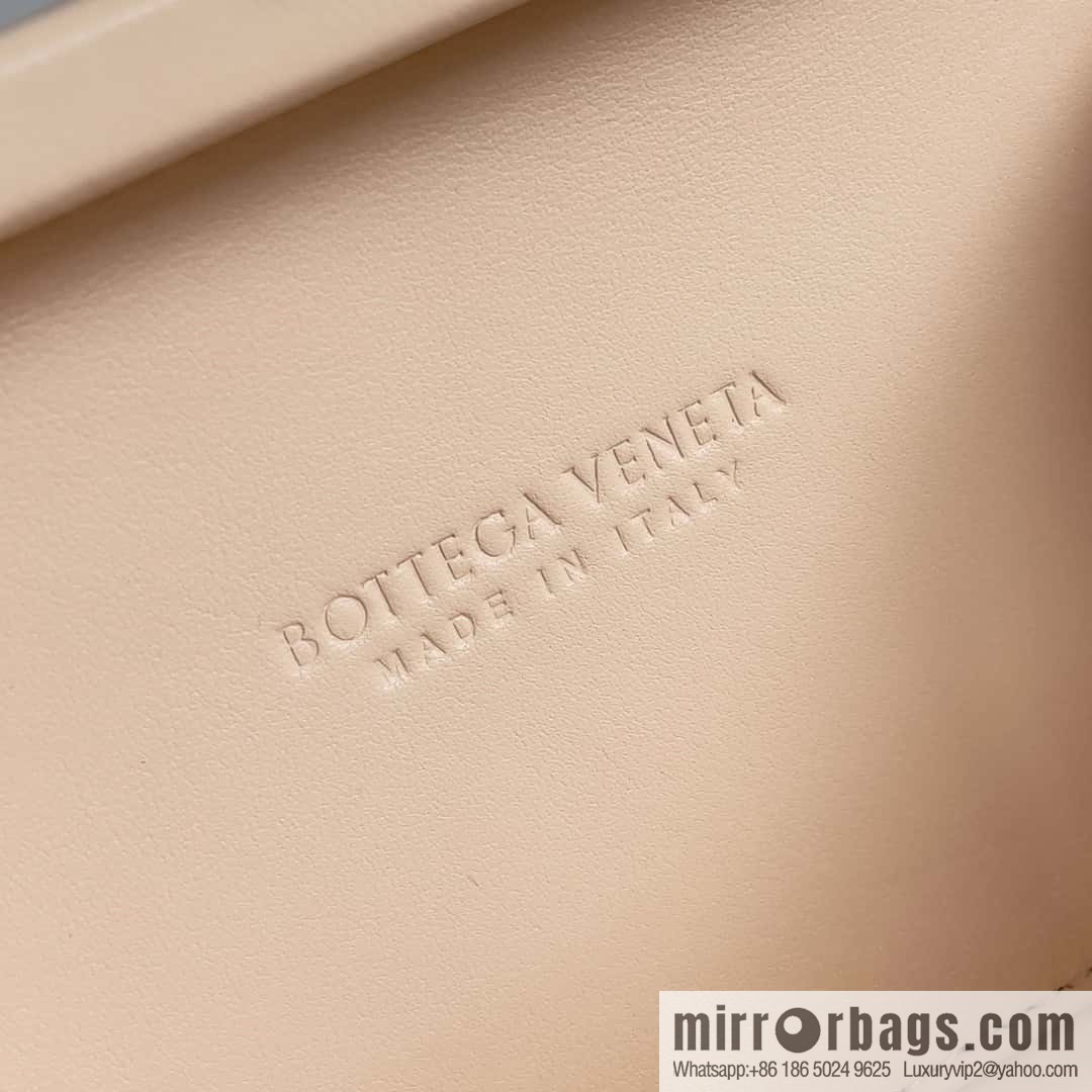 Bottega Veneta BV Knot | minaudiere: 717622 Melon Color