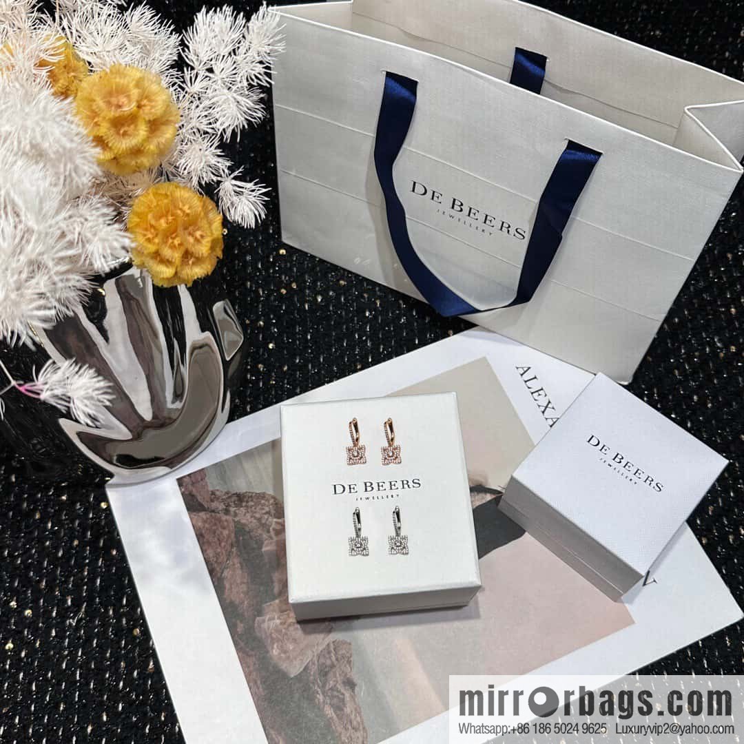 ❗️New ❗️ New ☑️ De Beers De Beers Mini Lotus Lotus Stud Earrings