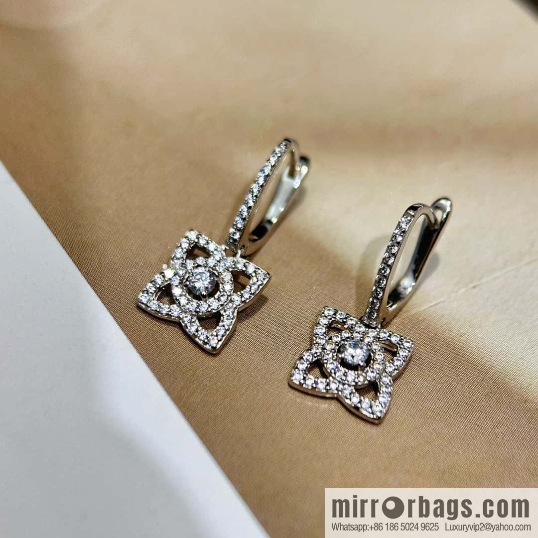 ❗️New ❗️ New ☑️ De Beers De Beers Mini Lotus Lotus Stud Earrings