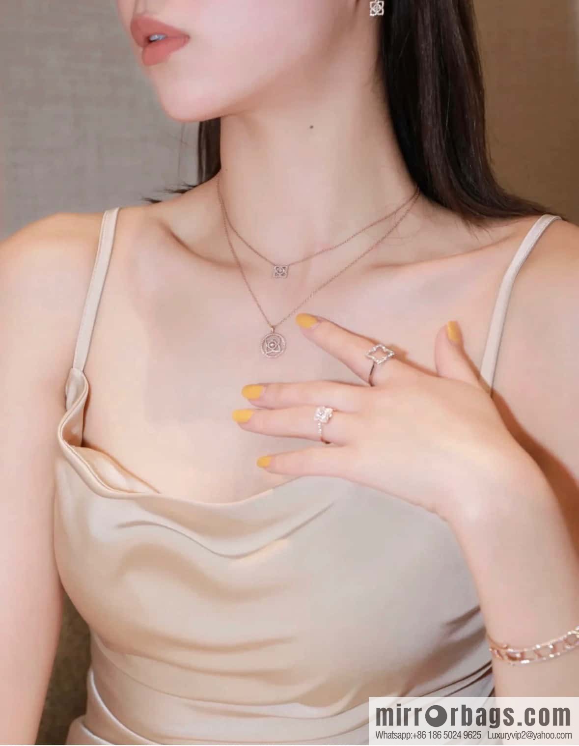 ❗️New ❗️ New ☑️ De Beers De Beers Mini Lotus Necklace
