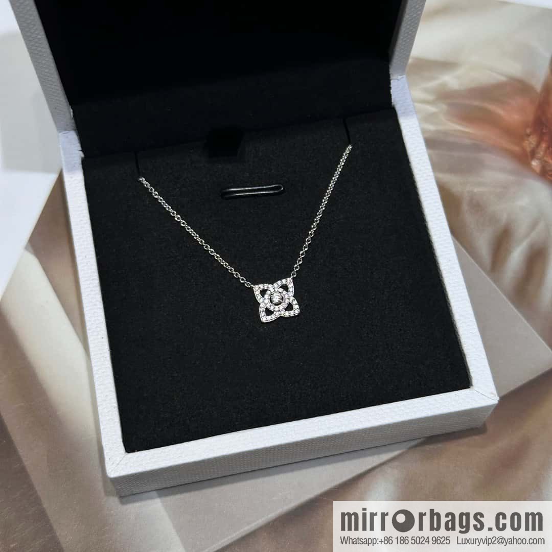 ❗️New ❗️ New ☑️ De Beers De Beers Mini Lotus Necklace