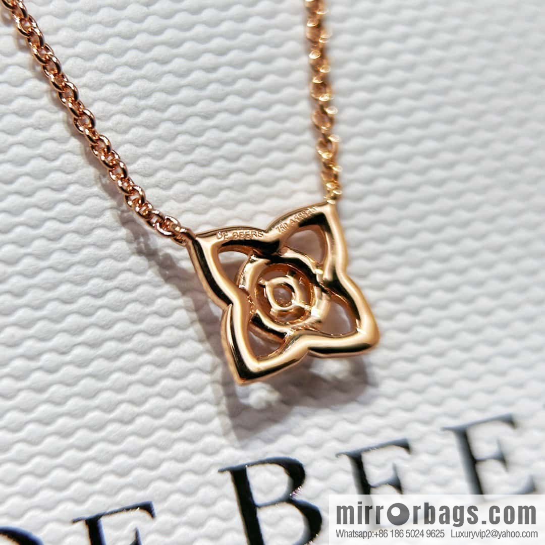 ❗️New ❗️ New ☑️ De Beers De Beers Mini Lotus Necklace