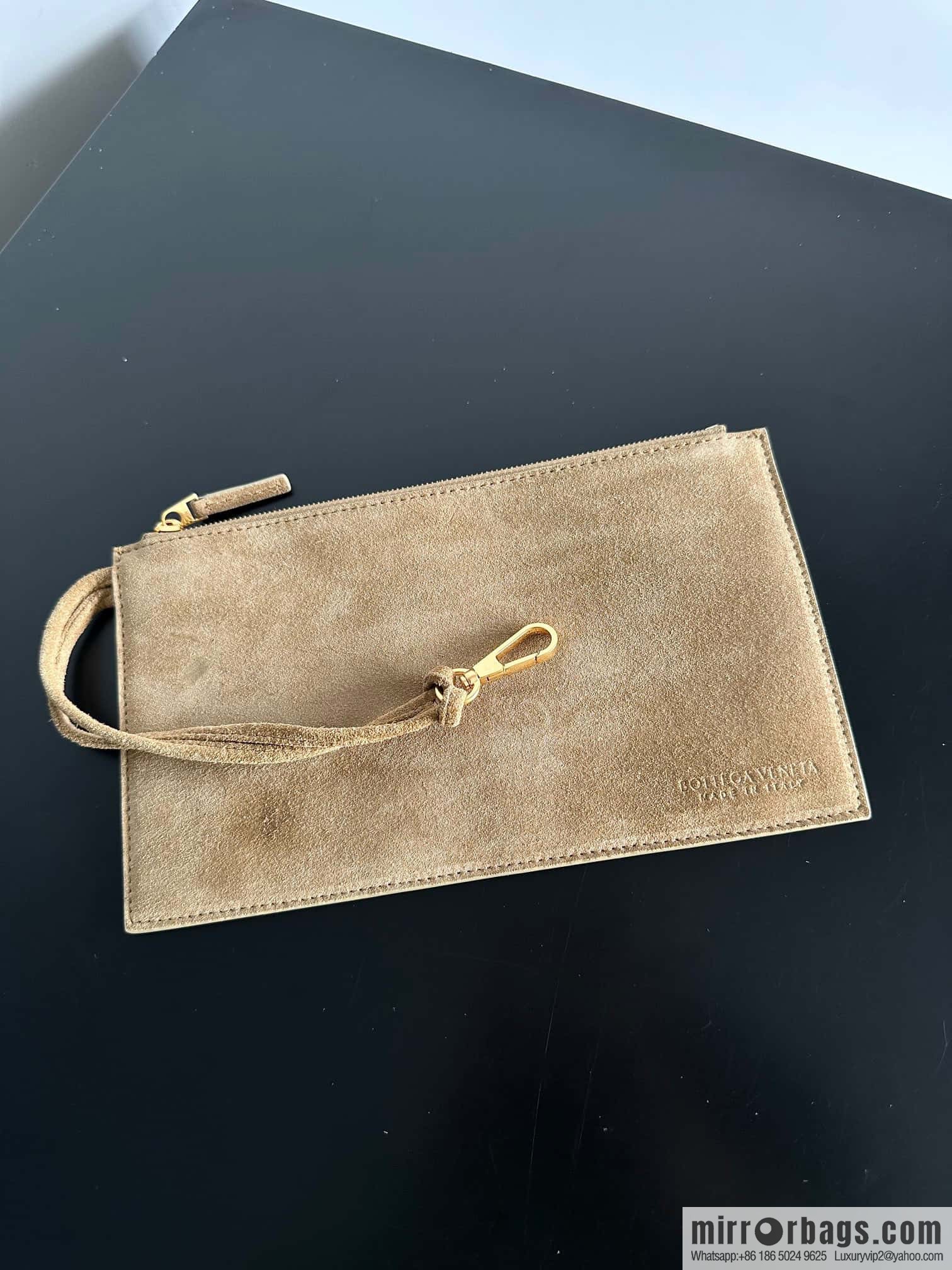 B new Cabat large shopping bag model number: 608811