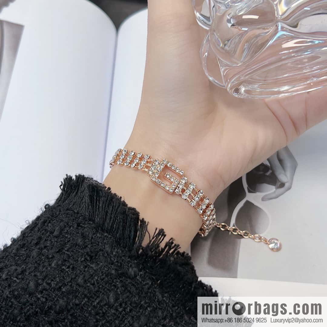 ❗️New ❗️ ☀ new Gucci Gucci G letter full diamond bracelet ☀