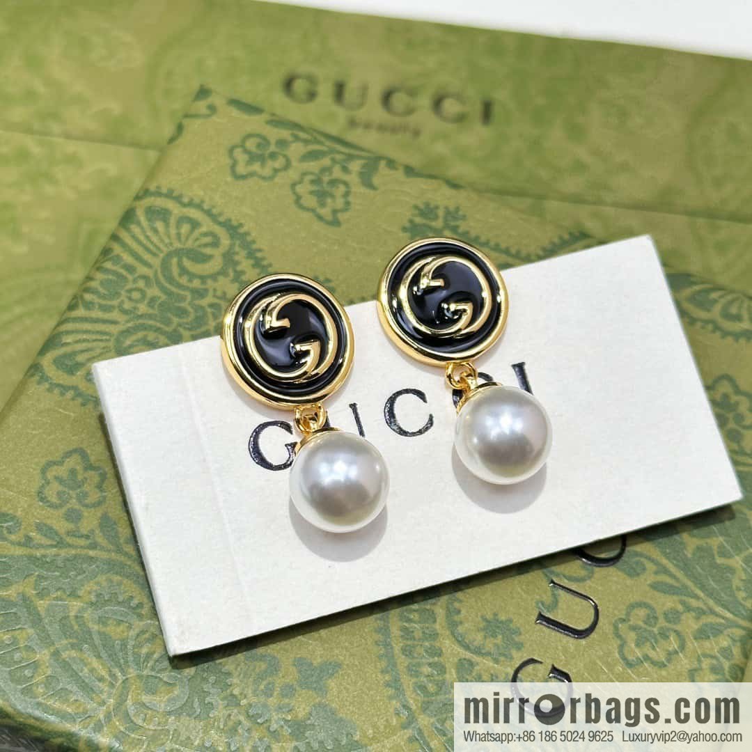 ❗️New ❗️ ☀ new Gucci Gucci double G pearl stud earrings necklace ☀