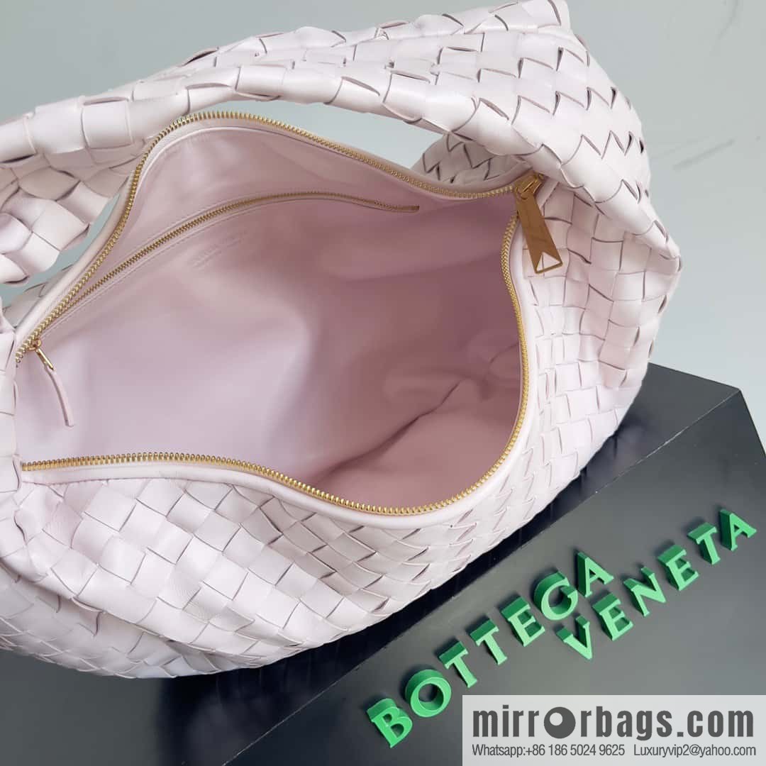 Bottega Veneta Jodie Bag Model #600261L