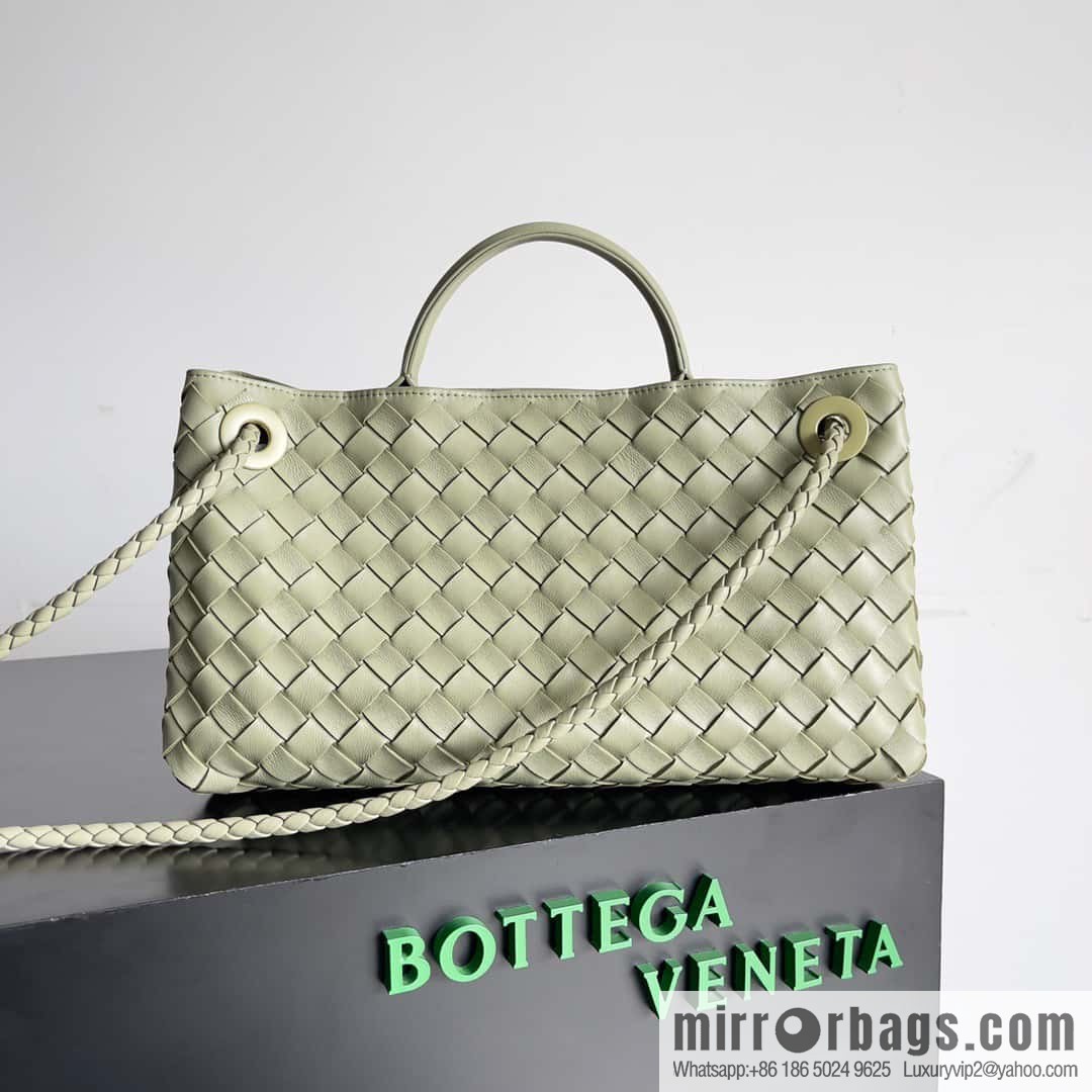 Bottega Veneta new horizontal Andiamond handbag, model number: 754990 travertine green