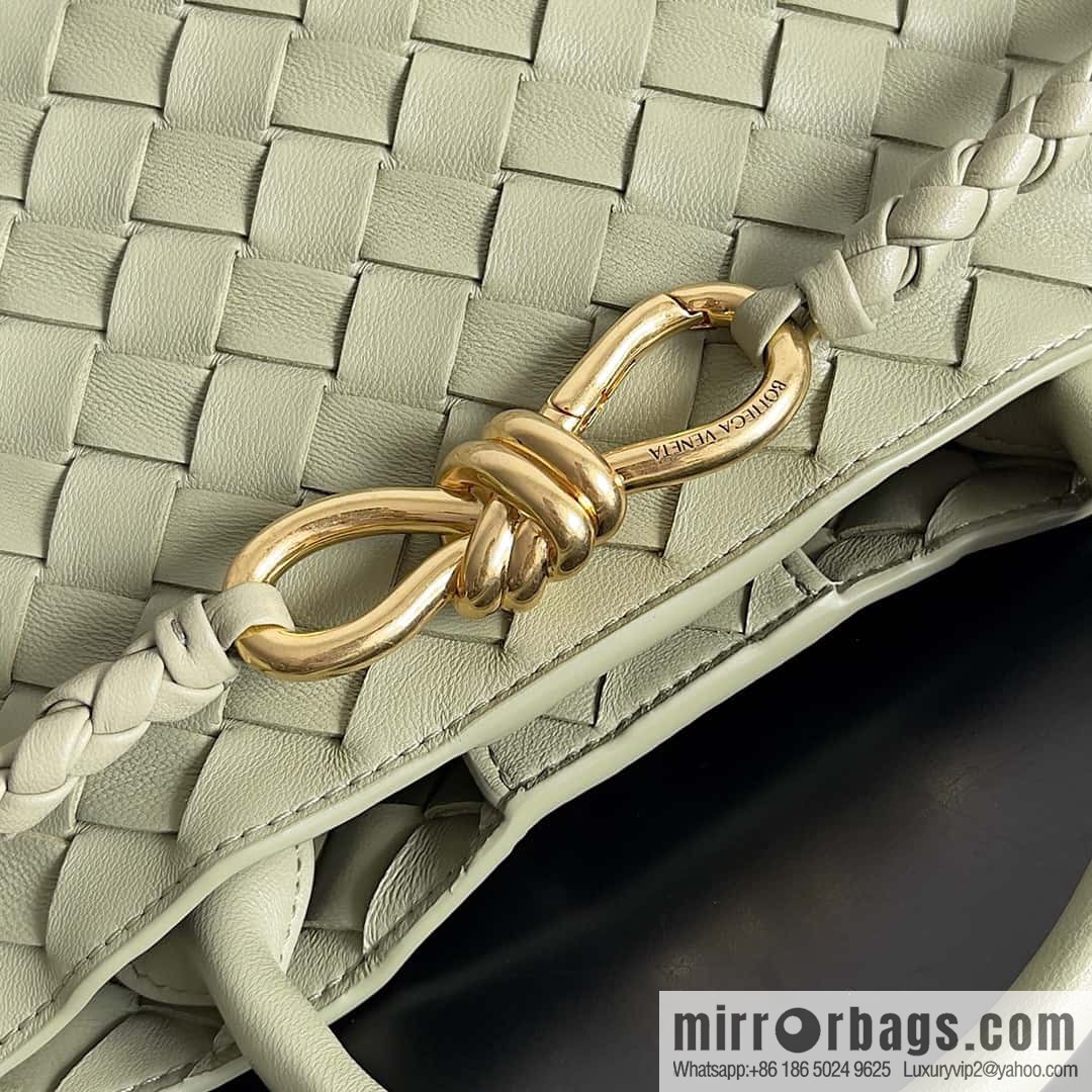 Bottega Veneta new horizontal Andiamond handbag, model number: 754990 travertine green