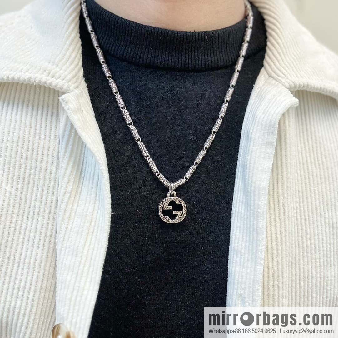 ❗️New ❗️ ☀ New Gucci Gucci Double G Necklace ☀