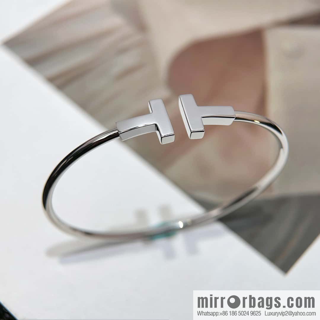Glossy ☀️ Tiffany & Co, Classic T-Series, Glossy Silver Rose Gold Double T-Bracelet ☀️