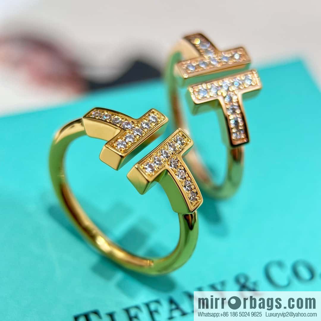 (5 Diamonds) ☀️ Tiffany & co, Classic T Series 5 Diamond Double T Ring ☀️