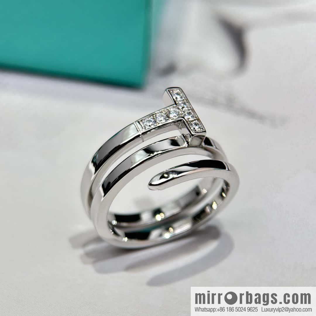 ☀️Three Ring ☀️ Tiffany & Co, Classic T Series, Three Ring Double T Ring ☀️