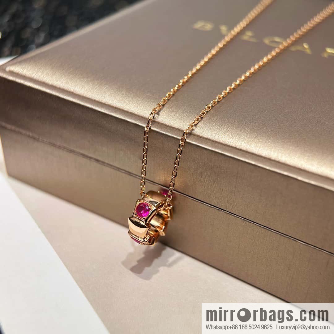 ☀BVLGARI SERPENTI Snake Bone Snake Necklace  ☀️