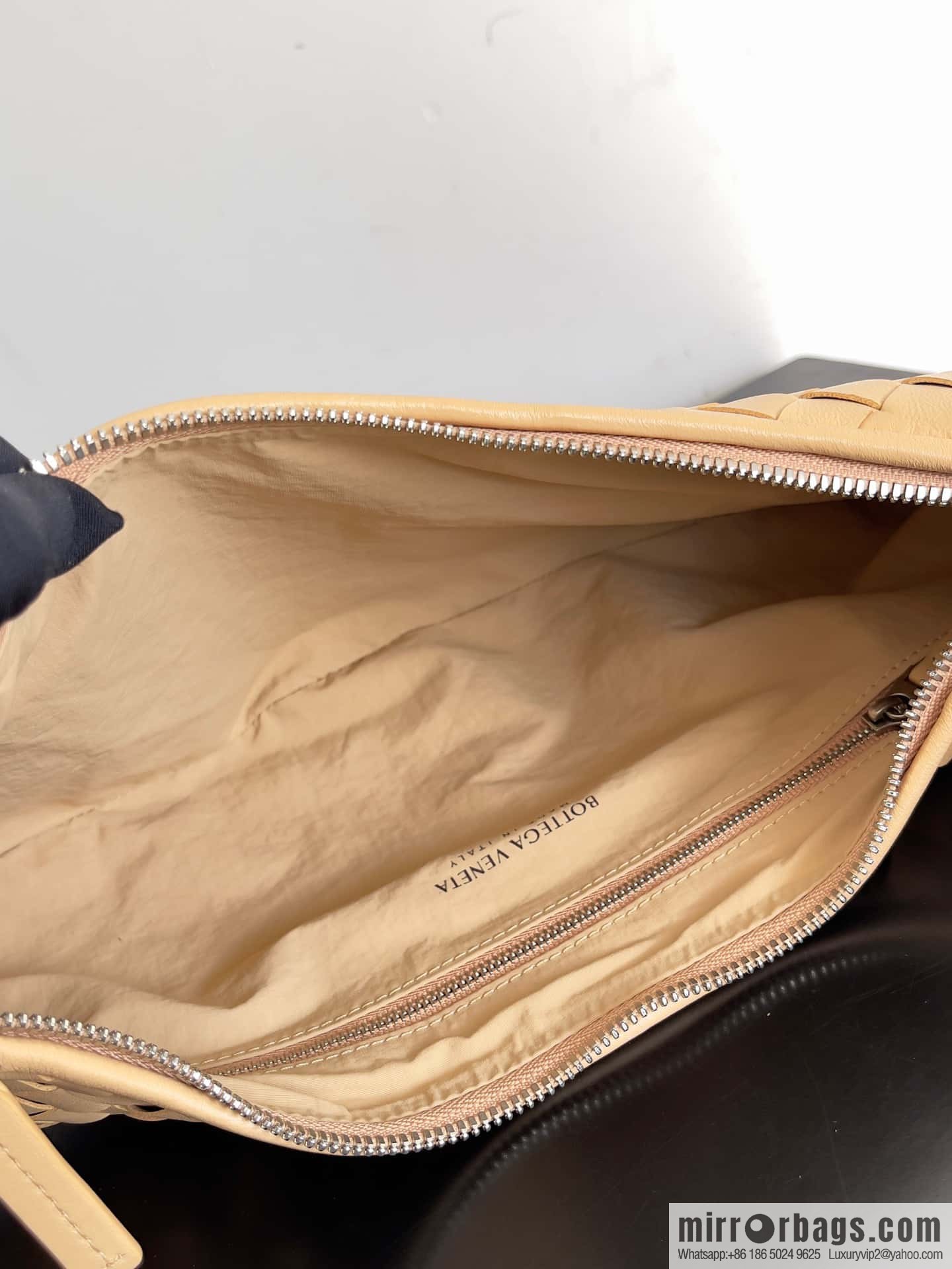 #Bv Early Autumn New Buddy Shoulder Bag Jodie Foster Edge Bag, Almond