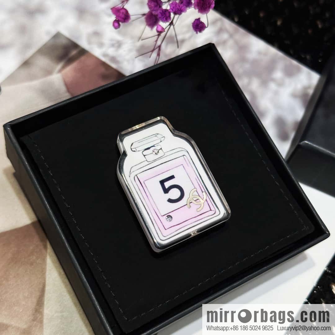 ❗️New ❗️ Chanel brooch ☀️ new ☑️ Chanel perfume bottle brooch ☀️