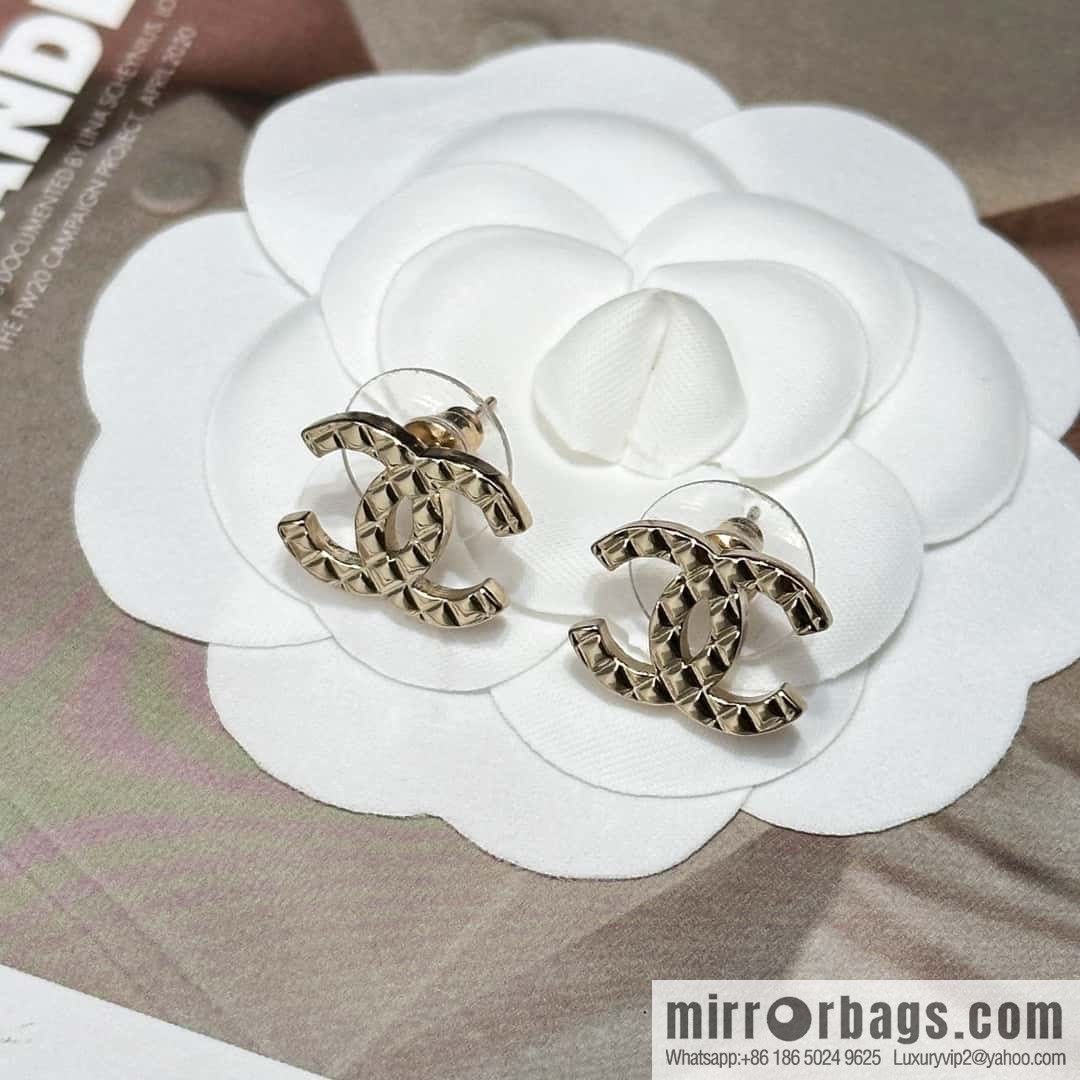 ❗️New ❗️ Chanel stud earrings ☀️ original order ☀️ new ☑️ Chanel CHANEL gold diamond stud earrings ☀️