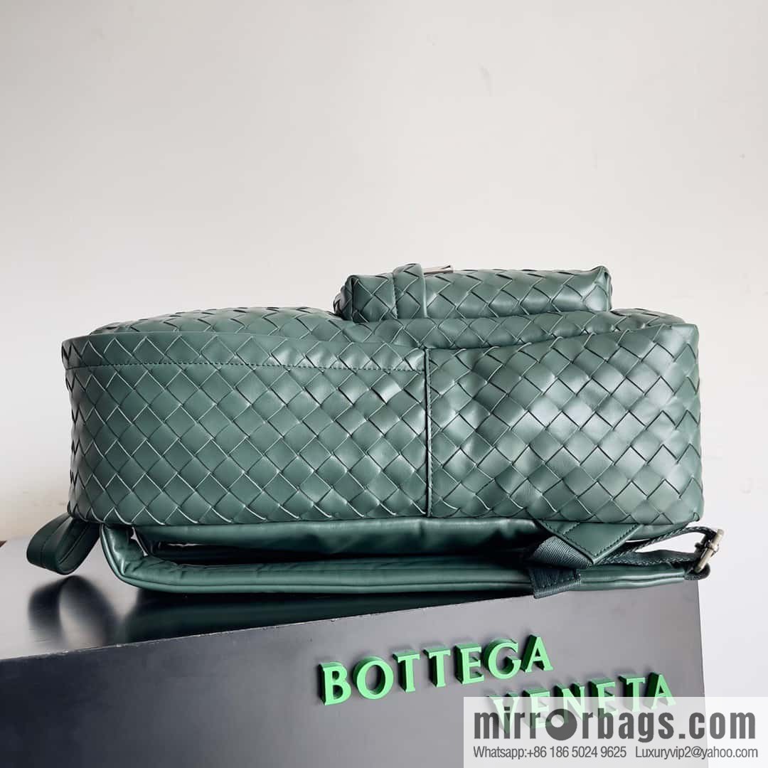 Large~ BV new woven backpack model number: 730732 dark green