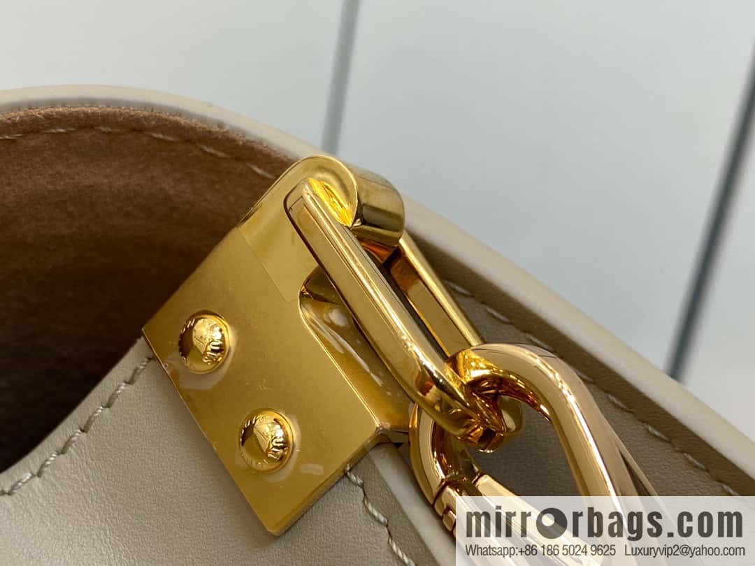 [Original order boutique] M55964 black epi Daphne series DAUPHINE mini handbag M23559 M23358