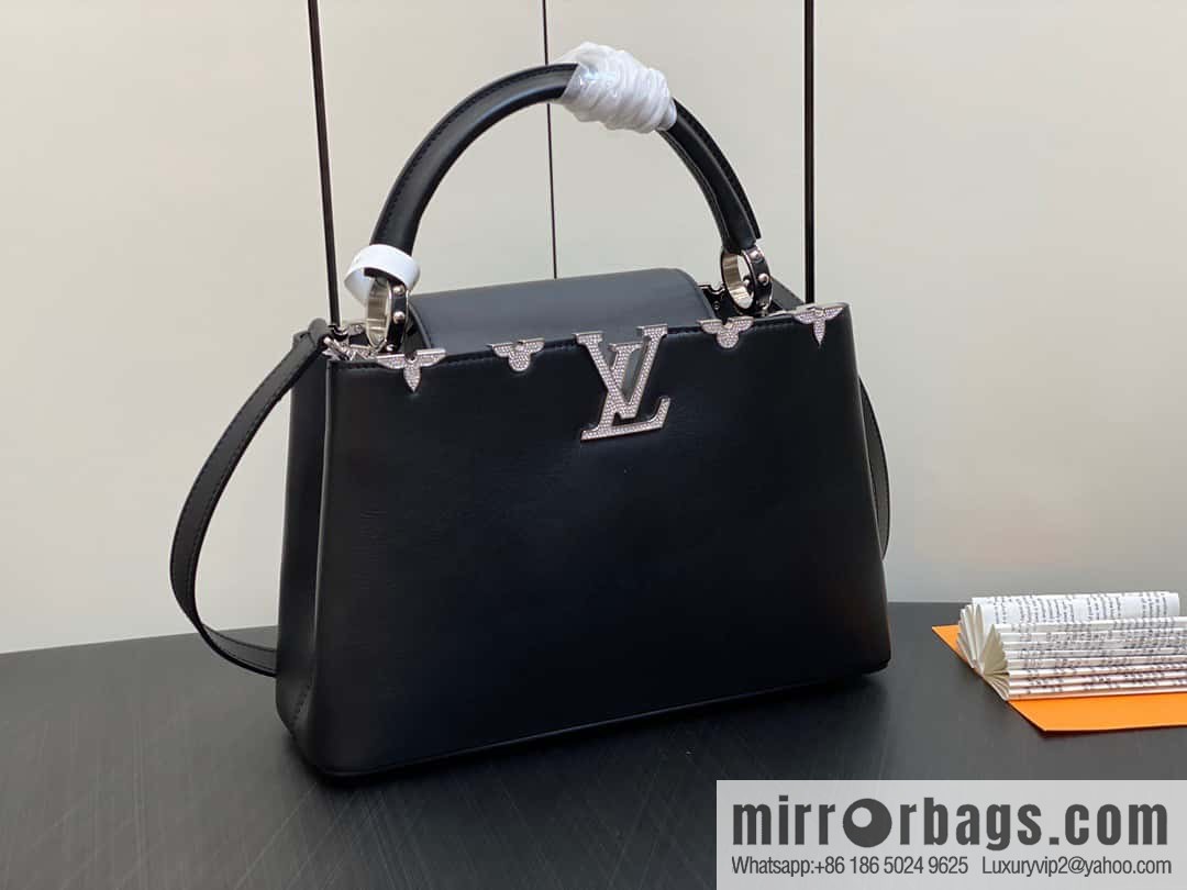 [Original order boutique] M51783 black full leather cap that English series, flower crown and white diamond Capucines medium handbag