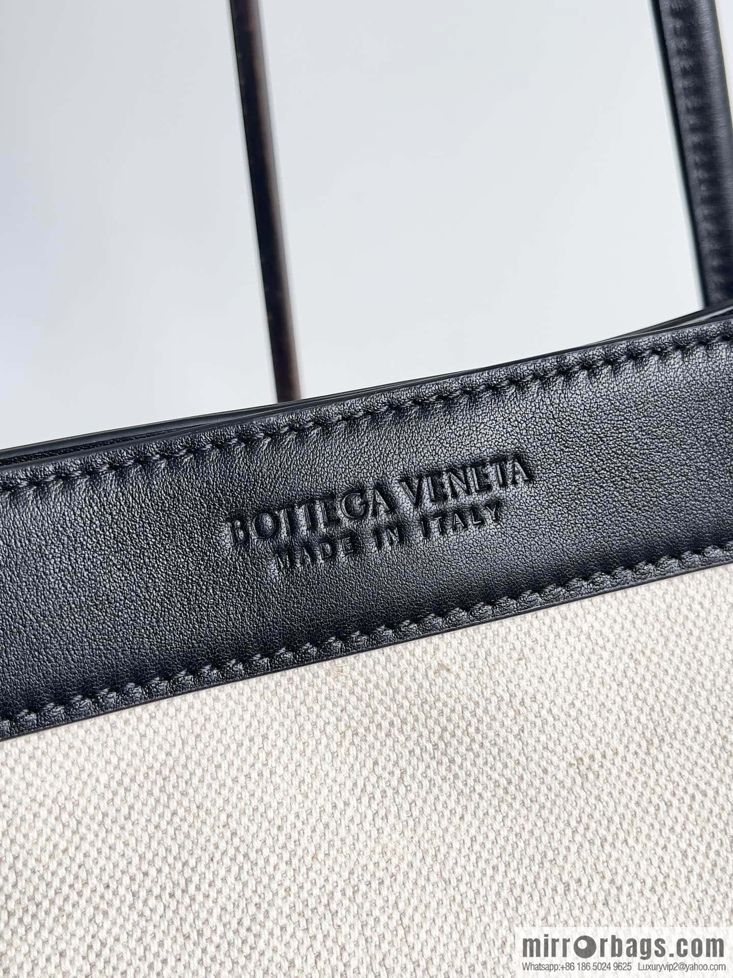 Early autumn new Portello small tote bag number: 755775