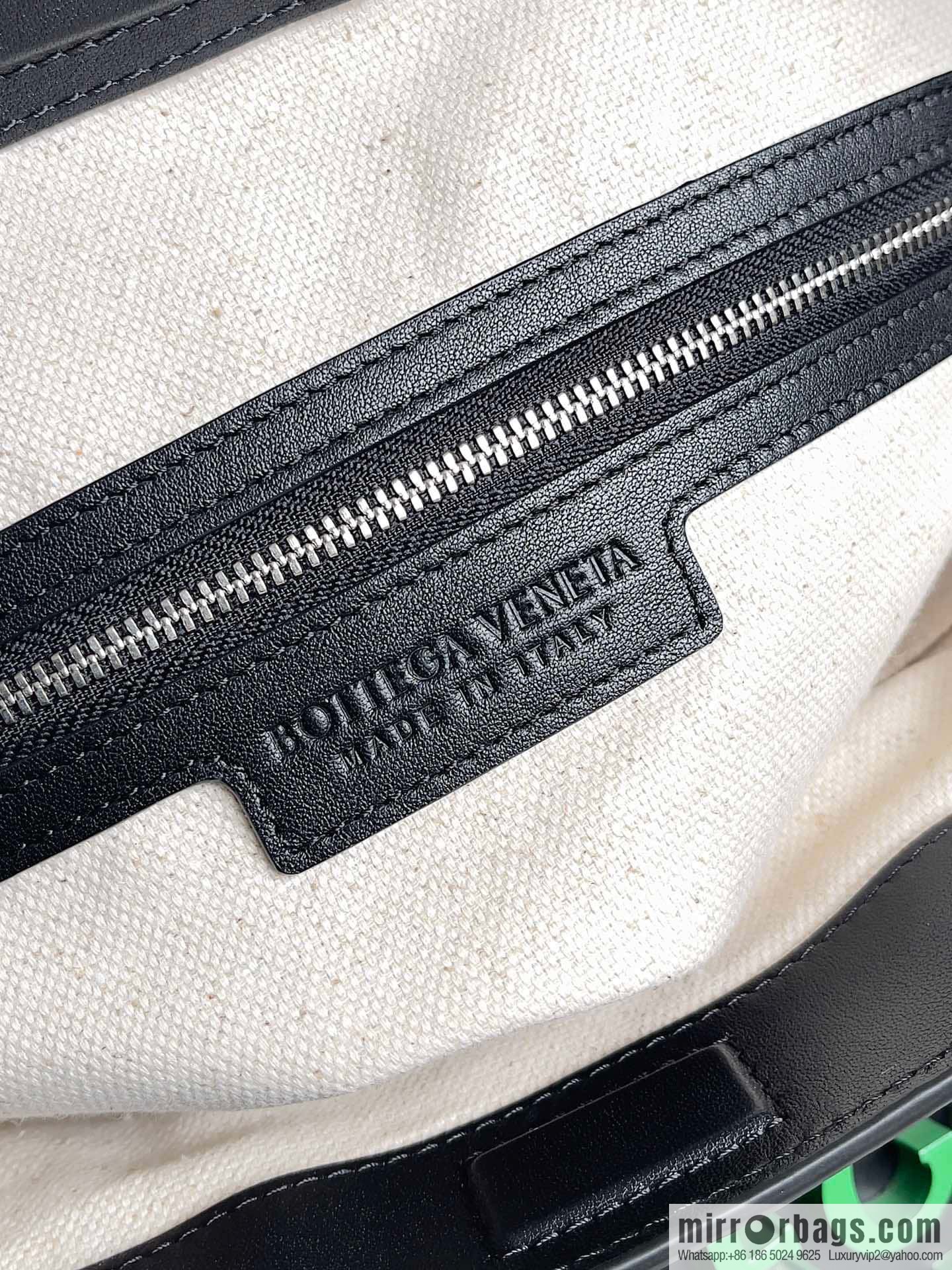 Early autumn new Portello small tote bag number: 755775