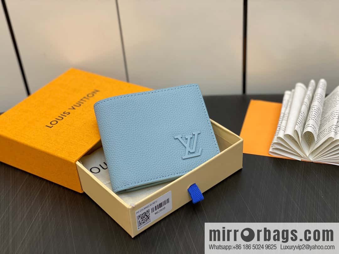 [Original order boutique] M82808 light blue full leather, short suit clip series MULTIPLE wallet m82273 82274 Aerogram series